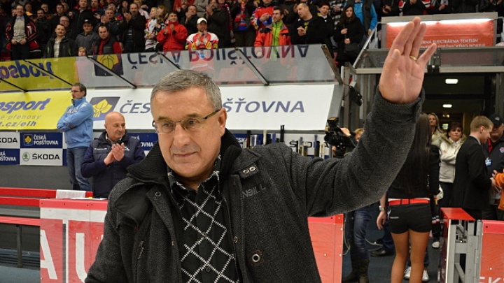 Je to trag�die, ��k� Jaroslav Pouzar o situaci bud�jovick�ho hokeje